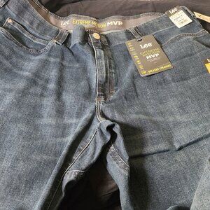 Lee Extreme Motion MVP Mens JEANS • Straight Taper • 46x29• dark wash EXECUTIVE